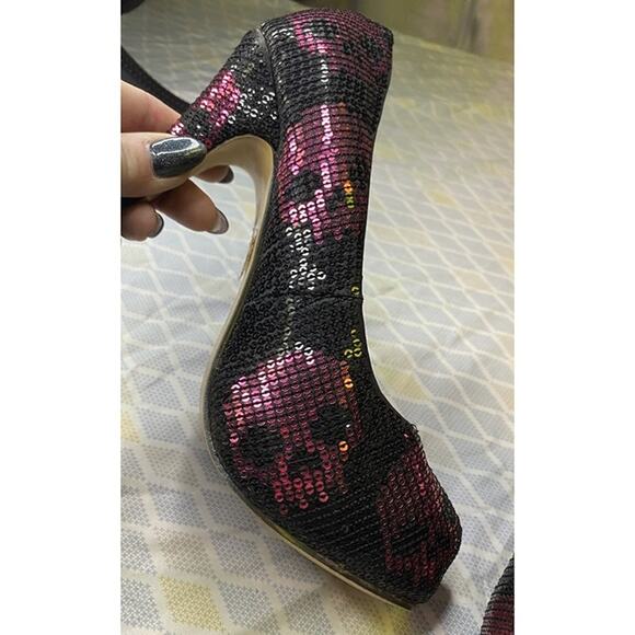 IRON FIST Pink/Black Sequin Satin Skull Platform 4.5” Stiletto Pumps Gothic Sz 7 - Picture 10 of 12